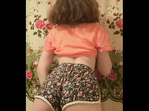 ❤️ Sexy jonge babe dy't har koarte broek op 'e kamera útstrielet Pornofideo by ús fy.hentai-for.ru ❌️